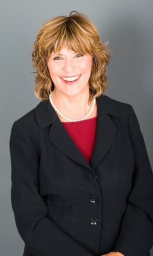 Leni Miller Portrait